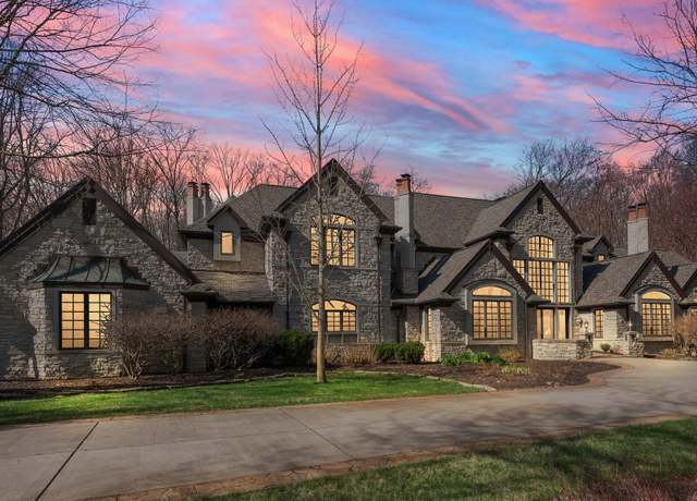 Property at 219 Crabapple Ln, Valparaiso, IN 46383, 6 beds, 7 baths