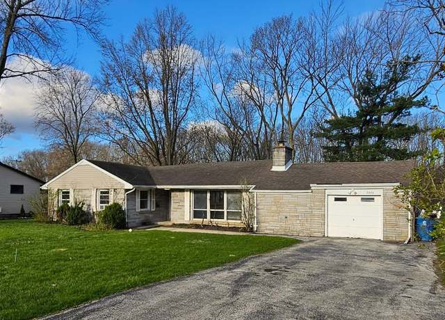 Property at 2446 Forest Park Dr, Dyer, IN 46311, 3 beds, 2 baths