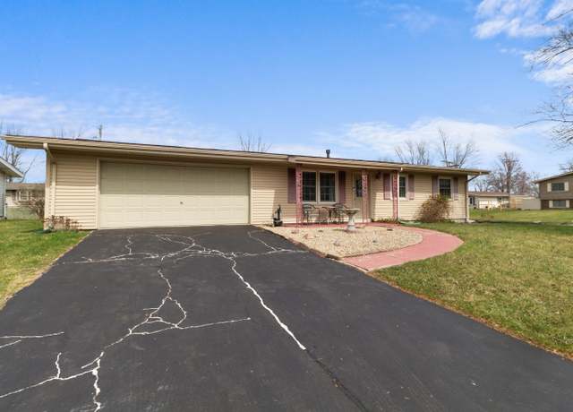 Property at 401 Salt Creek Pkwy, Valparaiso, IN 46385, 3 beds, 1 bath