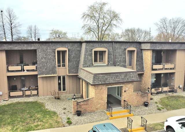 Property at 410 Old Stone Rd #7, Munster, IN 46321, 2 beds, 2 baths