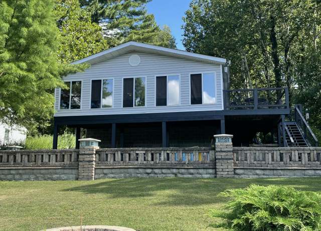 Property at 8176 N Hickman Rd, Monticello, IN 47960, 2 beds, 2 baths