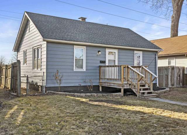 Property at 8314 Gordon Dr, Highland, IN 46322, 2 beds, 1 bath