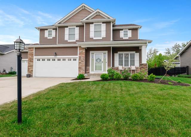 Property at 882 Timberland Farms Dr, Valparaiso, IN 46383, 4 beds, 3.5 baths