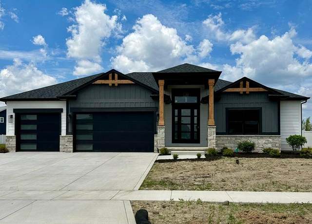Property at 2122 Louis Dr, Crown Point, IN 46307, 4 beds, 2.5 baths