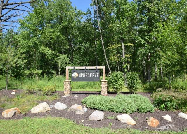 Property at 25 Karner Blue Ct, Chesterton, IN 46304
