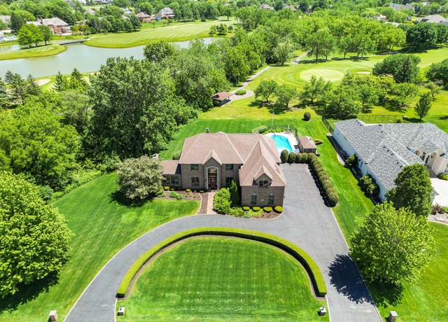Property at 811 Royal Dublin Ln, Dyer, IN 46311, 5 beds, 4.5 baths