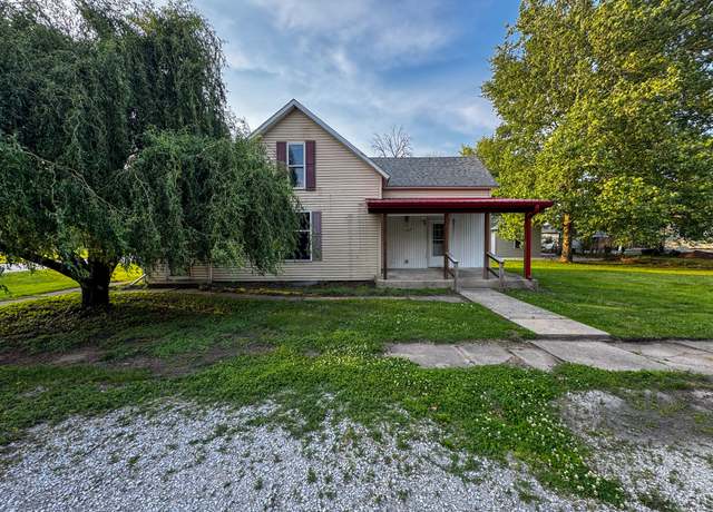 Property at 100 E Oak St, Rensselaer, IN 47978, 3 beds, 1.5 baths