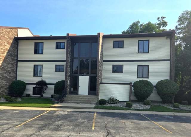 Property at 369 Summit Park Ct W, Crown Point, IN 46307, 2 beds, 1 bath