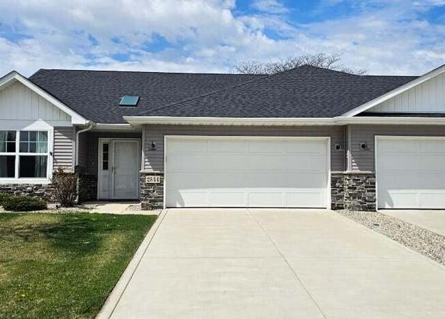 Property at 2544 New York Ave, Whiting, IN 46394, 3 beds, 2 baths