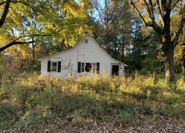 Property at 13768 S Watt St, Jasonville, IN 47438, 1 bed, 1 bath