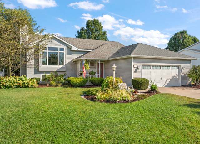 Property at 6168 W 89th Ave, Crown Point, IN 46307, 4 beds, 3 baths