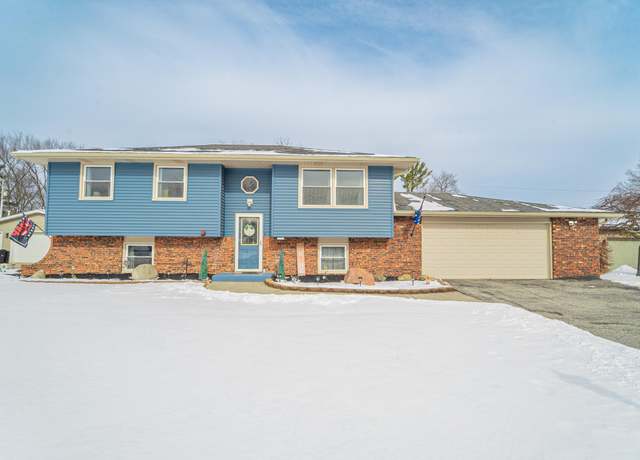 Property at 2103 Flemming Rd, Valparaiso, IN 46383, 3 beds, 2 baths