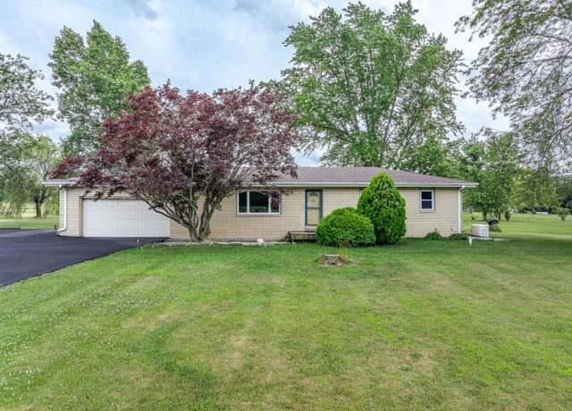 Property at 452 W 100 S, Valparaiso, IN 46385, 3 beds, 3 baths