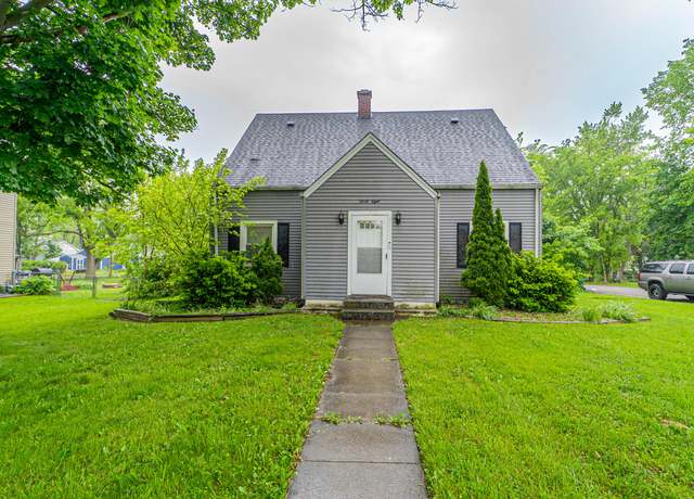 Property at 38 Deerpath Rd, Merrillville, IN 46410, 4 beds, 2 baths