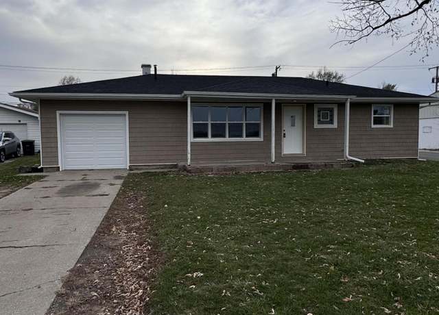 Property at 544 N Wisconsin St, Hobart, IN 46342, 3 beds, 1 bath