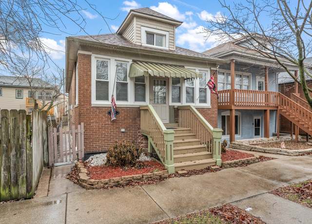 Property at 2031 Davidson Pl, Whiting, IN 46394, 2 beds, 1.5 baths