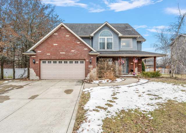 Property at 5929 W 172nd Ave, Lowell, IN 46356, 4 beds, 2.5 baths