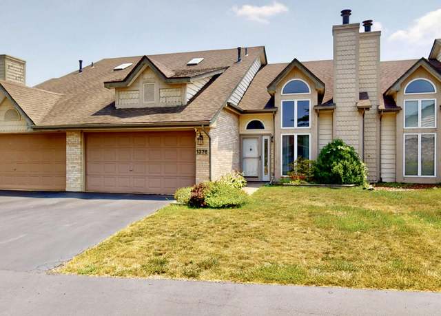 Property at 1376 W 94th Ct, Crown Point, IN 46307, 2 beds, 2 baths