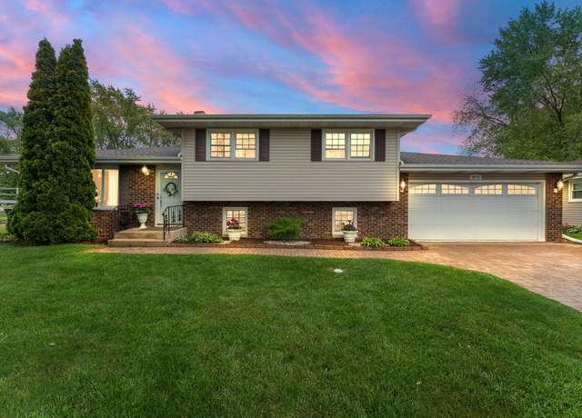 Property at 3173 May St, Portage, IN 46368, 3 beds, 1.5 baths