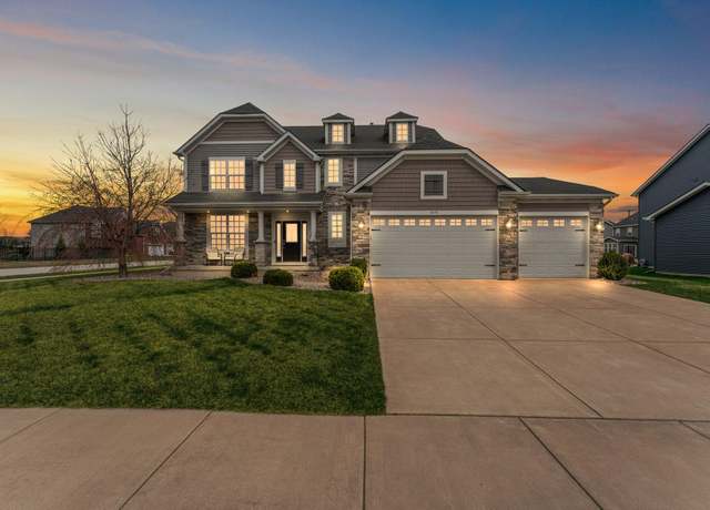 Property at 10155 Golden Crest Dr, St. John, IN 46373, 4 beds, 2.5 baths