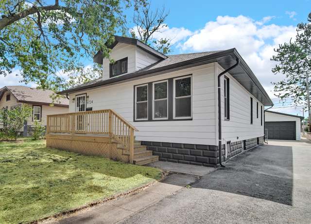 Property at 6724 Arkansas Ave, Hammond, IN 46323, 3 beds, 3 baths