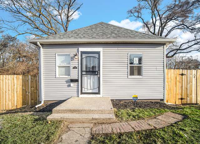 Property at 734 E 41st Ave, Gary, IN 46409, 2 beds, 1 bath