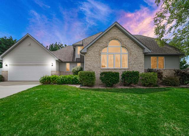 Property at 777 Walter Dr, Hebron, IN 46341, 3 beds, 2.5 baths