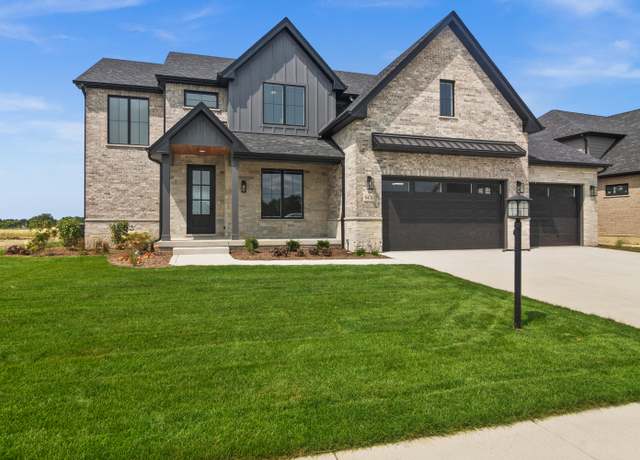 Property at 9417 Sweetspire Pl, St. John, IN 46373, 5 beds, 4 baths