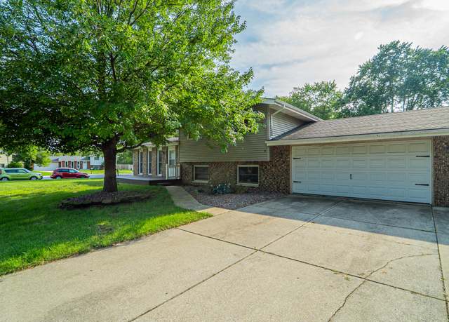 Property at 9830 Mckinley St, Crown Point, IN 46307, 3 beds, 1.5 baths