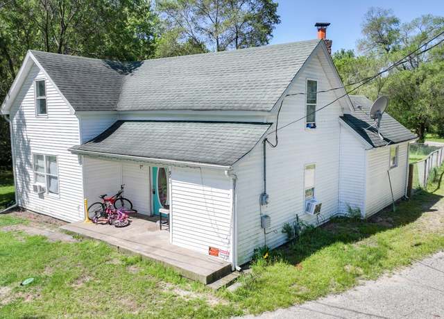 Property at 912 Beech St, North Judson, IN 46366, 3 beds, 1.5 baths