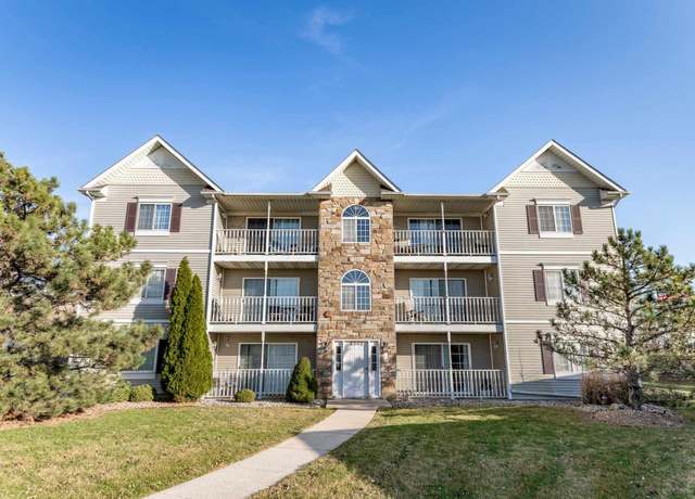 Property at 2342 Terrace Dr Unit 2a, Highland, IN 46322, 2 beds, 2 baths