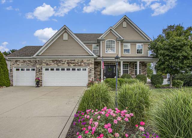 Property at 2652 Naples Dr, Valparaiso, IN 46385, 4 beds, 3.5 baths