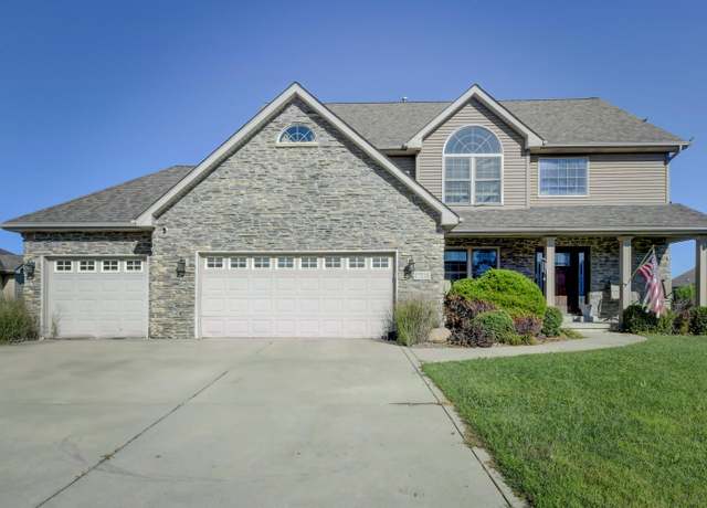 Property at 17316 Oak Valley Dr, Lowell, IN 46356, 4 beds, 2.5 baths