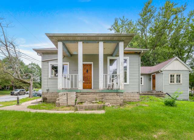 Property at 1300 Napoleon St, Valparaiso, IN 46383, 3 beds, 2 baths