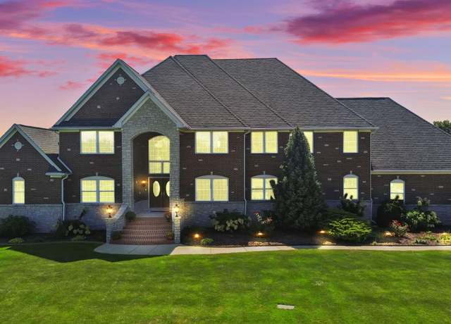 Property at 232 E 250 S, Valparaiso, IN 46383, 6 beds, 4 baths