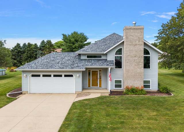 Property at 347 Independence Dr, Valparaiso, IN 46383, 3 beds, 3 baths