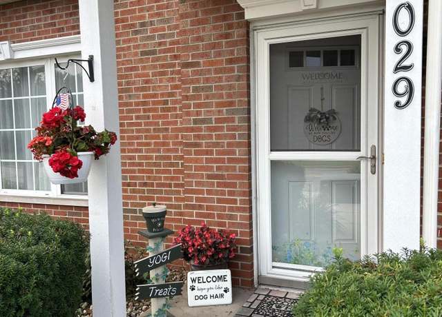 Property at 6029 Lexington Ave, Portage, IN 46368, 2 beds, 1.5 baths