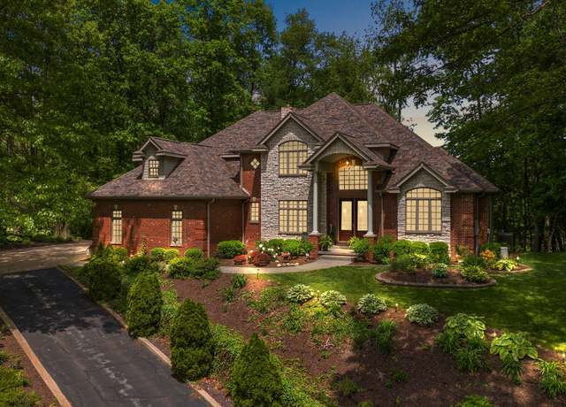 Property at 291 Hunt Club Dr, Valparaiso, IN 46385, 4 beds, 4 baths