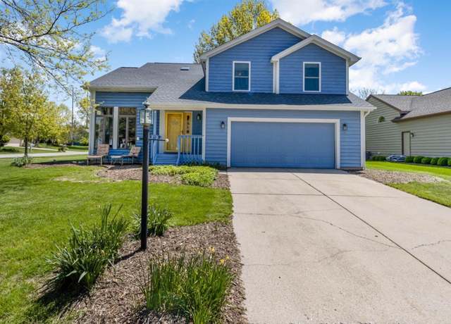 Property at 3603 Meadowlake Dr, Valparaiso, IN 46383, 4 beds, 2.5 baths