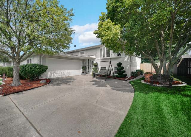 Property at 621 Pierce Ave, Dyer, IN 46311, 5 beds, 2 baths