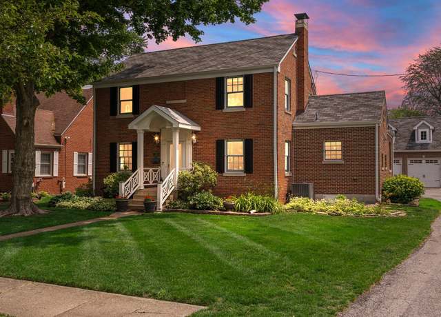 Property at 8521 Northcote Ave, Munster, IN 46321, 3 beds, 2.5 baths