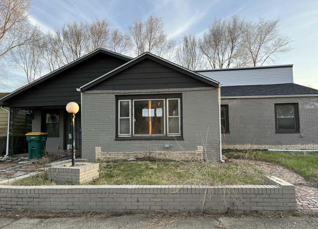 Property at 4233 W 19th Pl, Gary, IN 46404, 4 beds, 3 baths