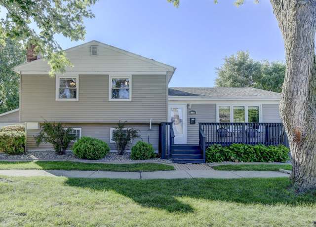 Property at 8119 Grace St, Highland, IN 46322, 3 beds, 1.5 baths