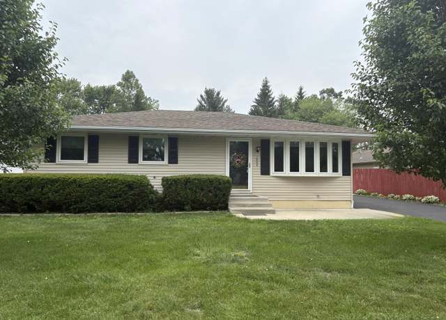 Property at 1004 70th Pl, Schererville, IN 46375, 3 beds, 1 bath