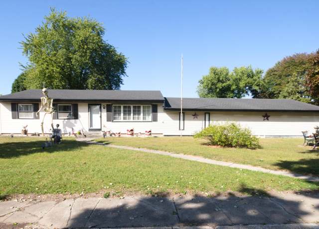 Property at 5774 Springfield Ave, Portage, IN 46368, 3 beds, 1 bath