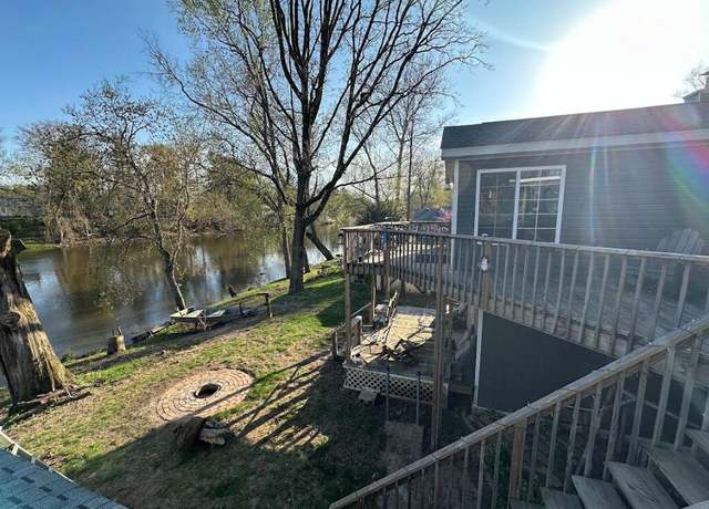 Property at 2598 W 431 S, Winamac, IN 46996, 4 beds, 2 baths