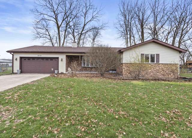 Property at 1251 Colorado Ct, Hobart, IN 46342, 3 beds, 2 baths