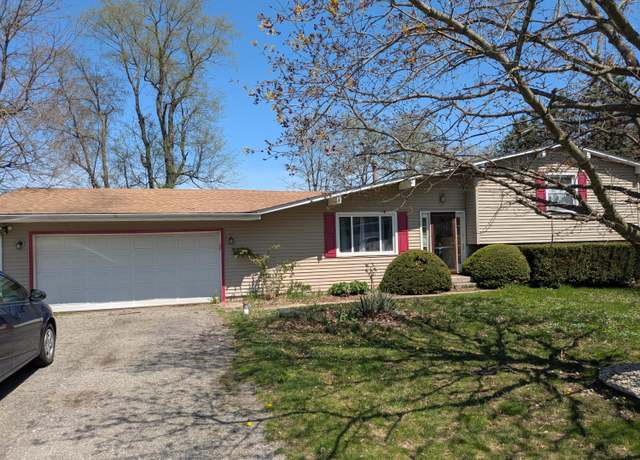 Property at 2311 W 250 S, La Porte, IN 46350, 3 beds, 2.5 baths