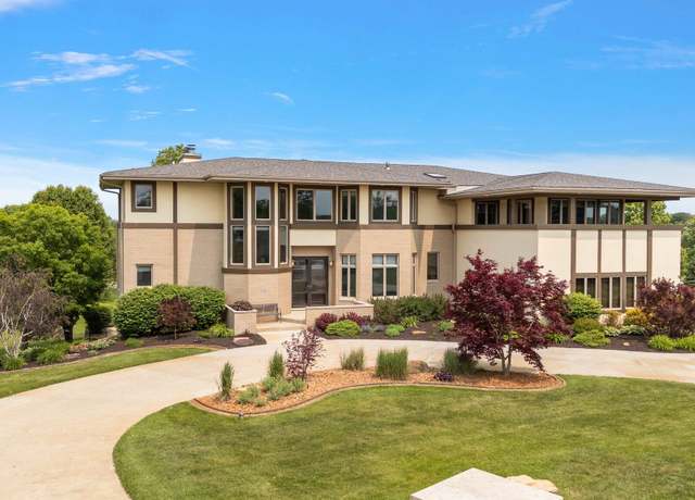 Property at 14761 W 85th Ct, Dyer, IN 46311, 5 beds, 5 baths