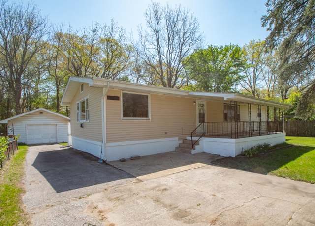 Property at 2681 Hickory St, Portage, IN 46368, 3 beds, 2 baths